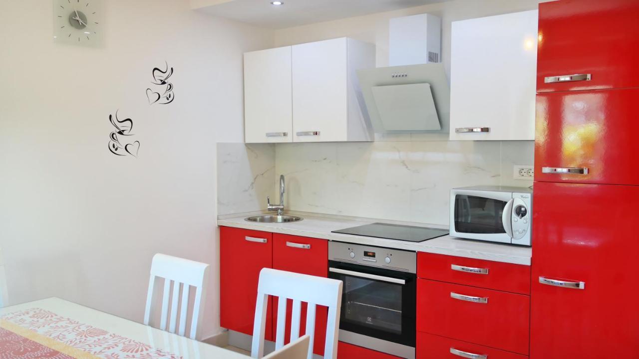 Holiday House Holek Šilo Esterno foto